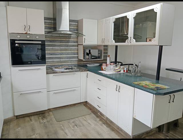 3 BEDROOM FREEHOLD FOR SALE IN RAISETHORPE